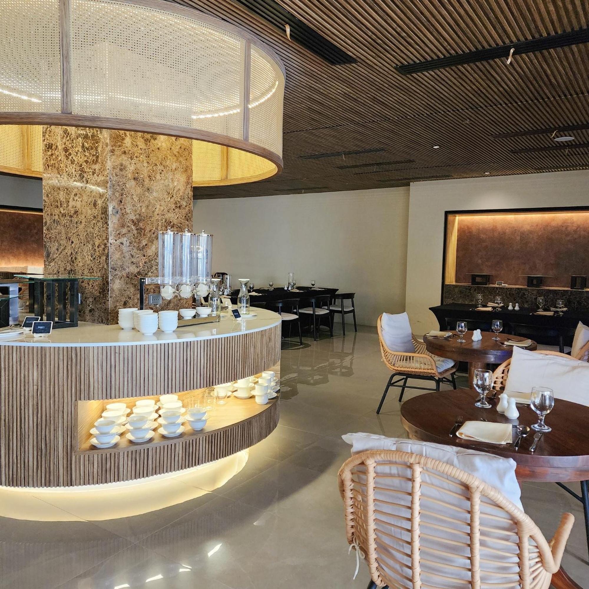 Elijah Hotel Kota Kota Dasmarinas Bagian luar foto